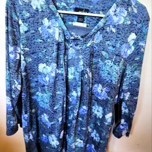 NWT Women's long sleeve Erica sz L